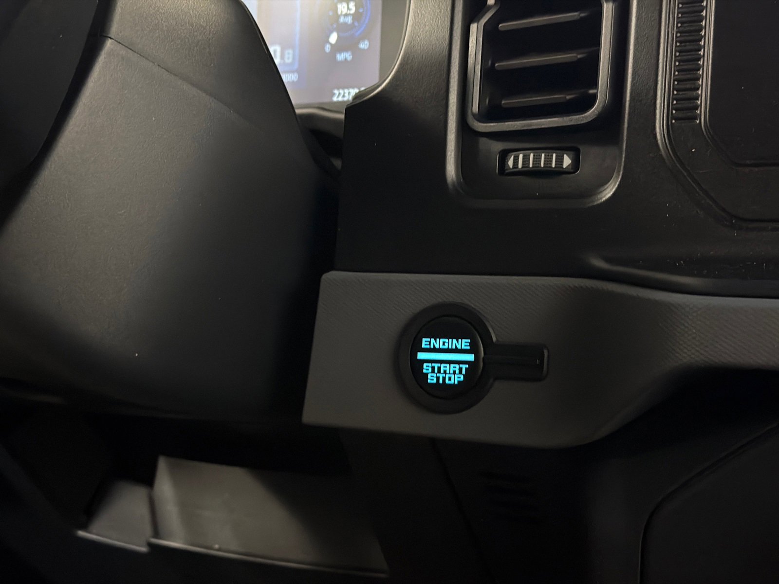 Used 2023 Ford Bronco Big Bend image 28