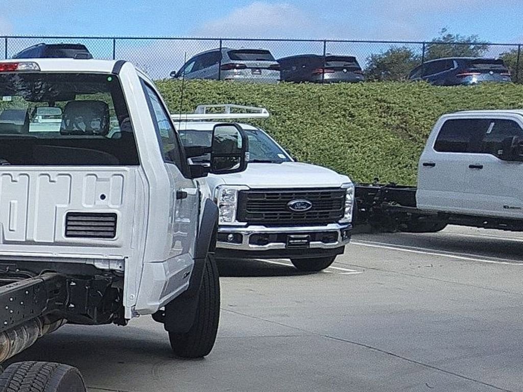 New 2026 Ford F550 2WD Regular Cab Super Duty image 21