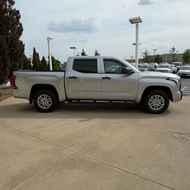 Used 2025 Toyota Tundra SR w/ SR Tow Package AWD/4WD image 6