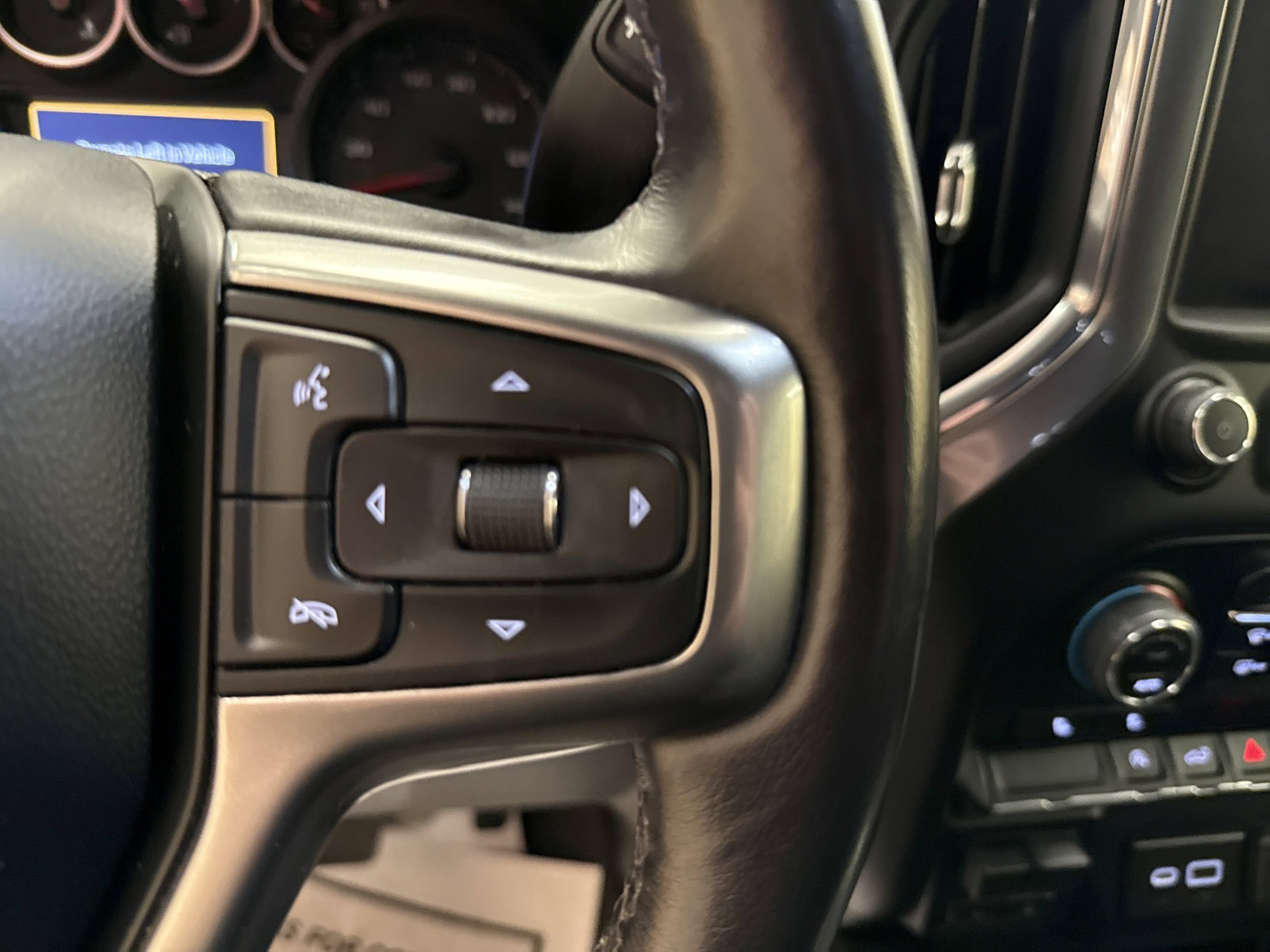 Used 2022 Chevrolet Silverado 1500 RST AWD/4WD image 41