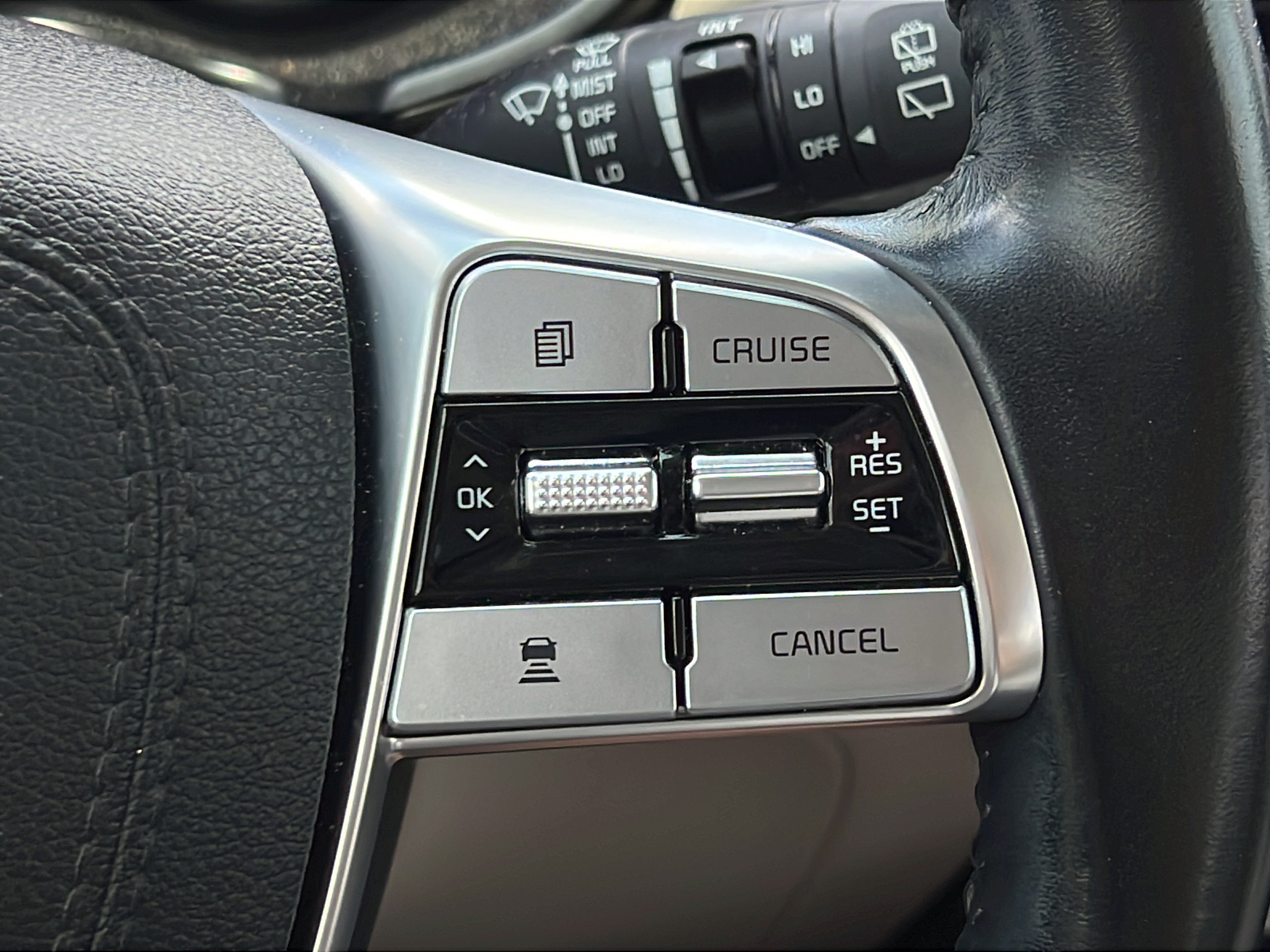 Used 2022 Kia Telluride EX FWD image 23