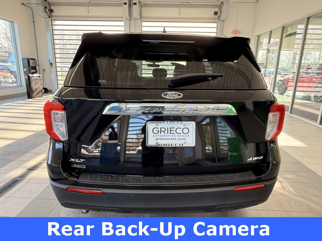 Used 2021 Ford Explorer XLT image 9