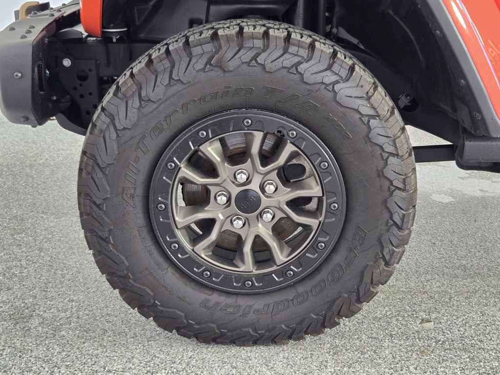 Used 2023 Jeep Wrangler Unlimited Rubicon 392 w/ Trailer Tow Package AWD/4WD image 13