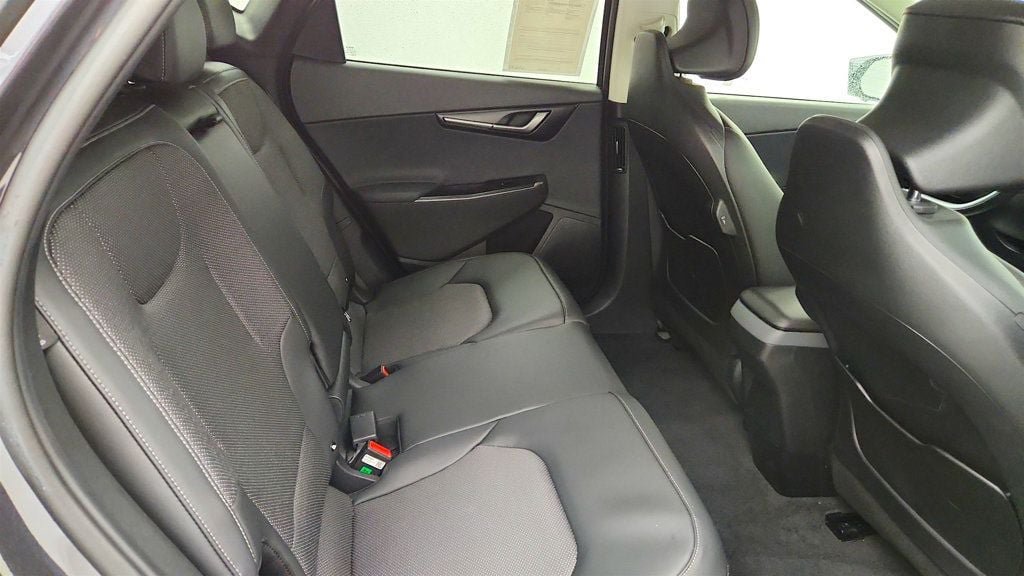 Used 2025 Kia EV6 2WD image 19
