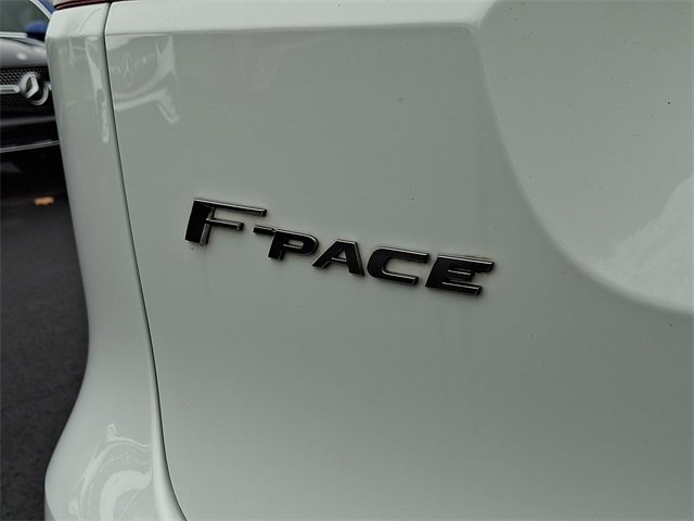 Used 2022 Jaguar F-PACE S image 31