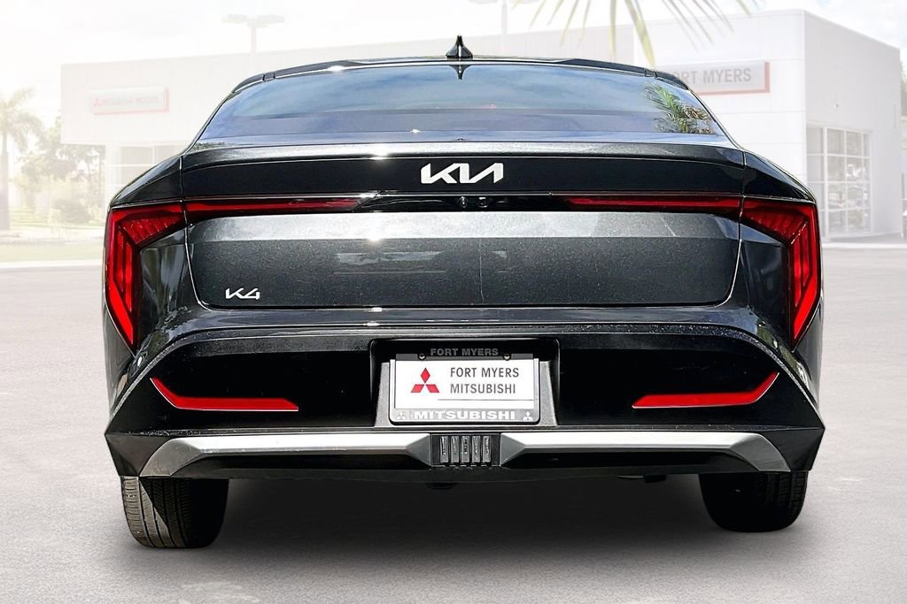 Used 2025 Kia K4 LXS FWD image 16