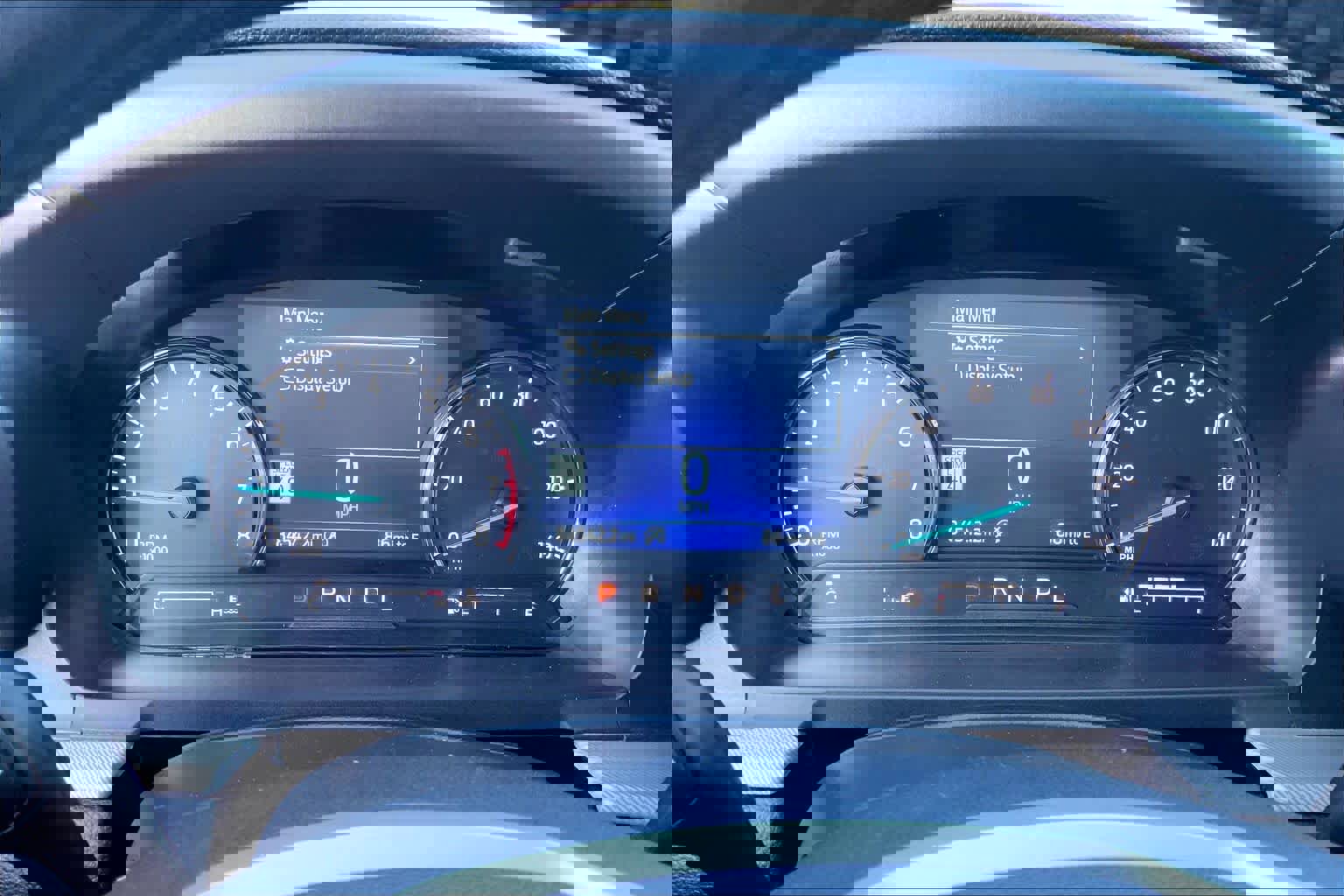 Used 2021 Ford Explorer XLT w/ Equipment Group 202A image 26