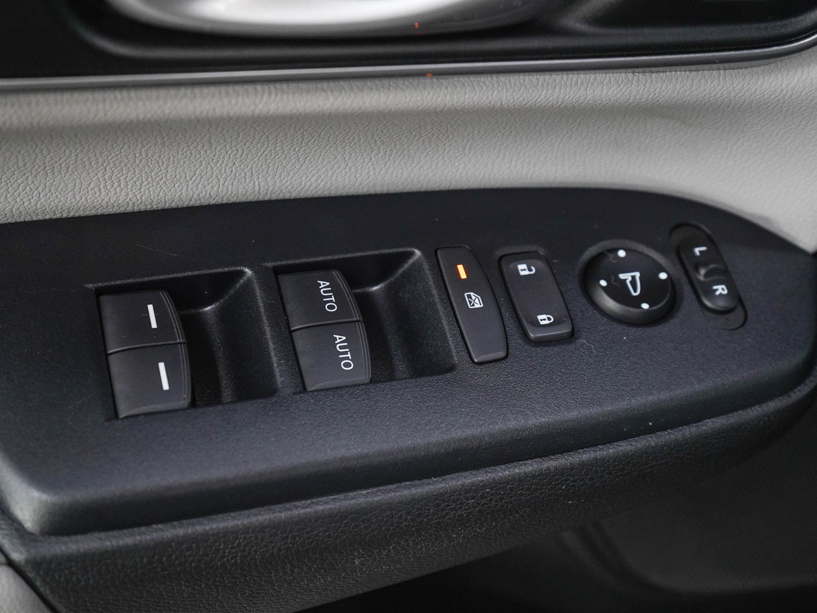 Used 2017 Honda CR-V EX-L image 20