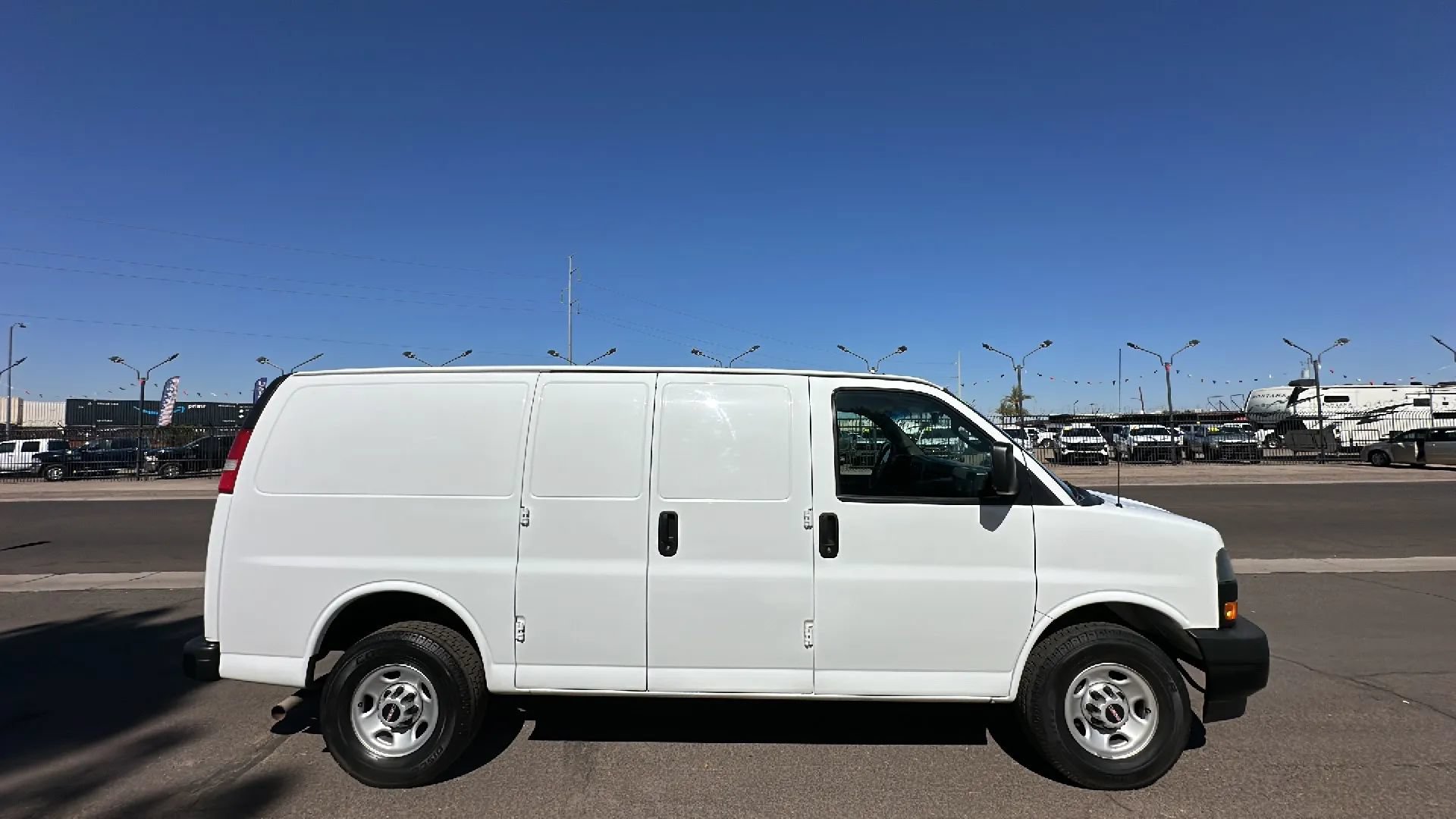 Used 2020 GMC Savana 2500 w/ Driver Convenience Package RWD image 7