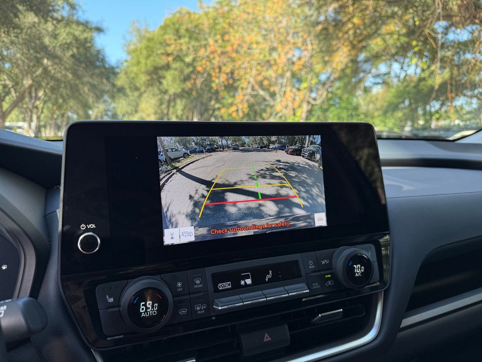 Used 2025 Toyota Grand Highlander FWD image 17