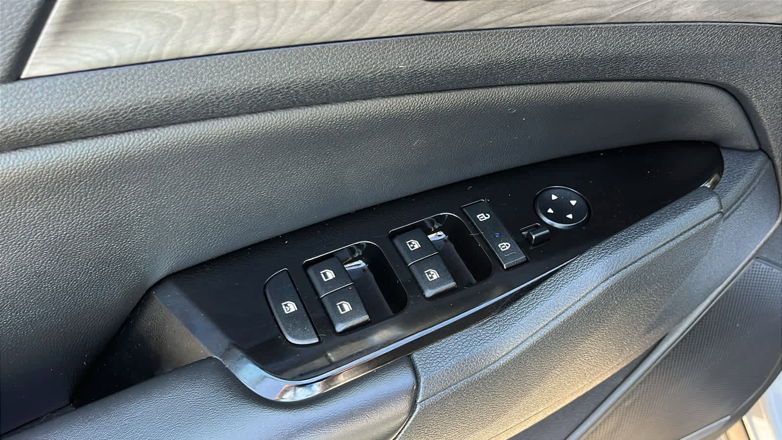 Used 2024 Kia Sportage X-Line w/ X-Line Premium Package image 24