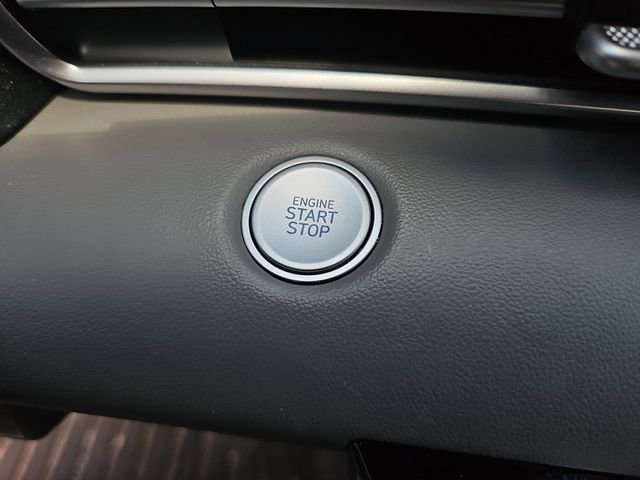 Used 2022 Hyundai Elantra SEL w/ Convenience Package FWD image 23