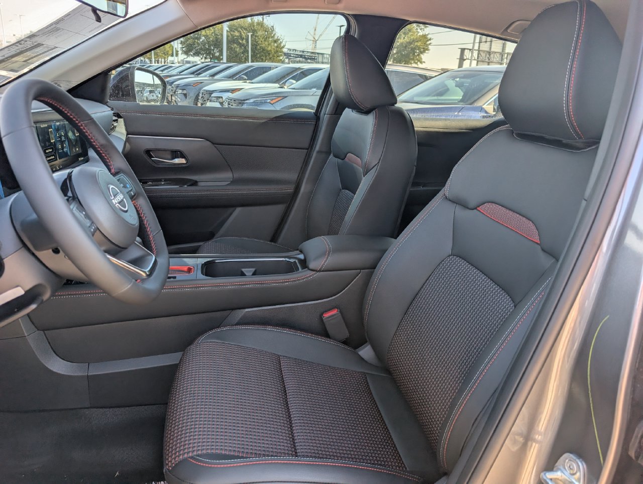 New 2027 Nissan Kicks SR FWD image 18