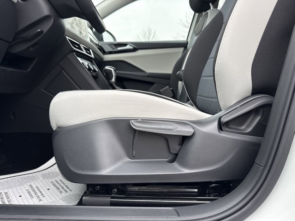 New 2026 Volkswagen Taos S image 23