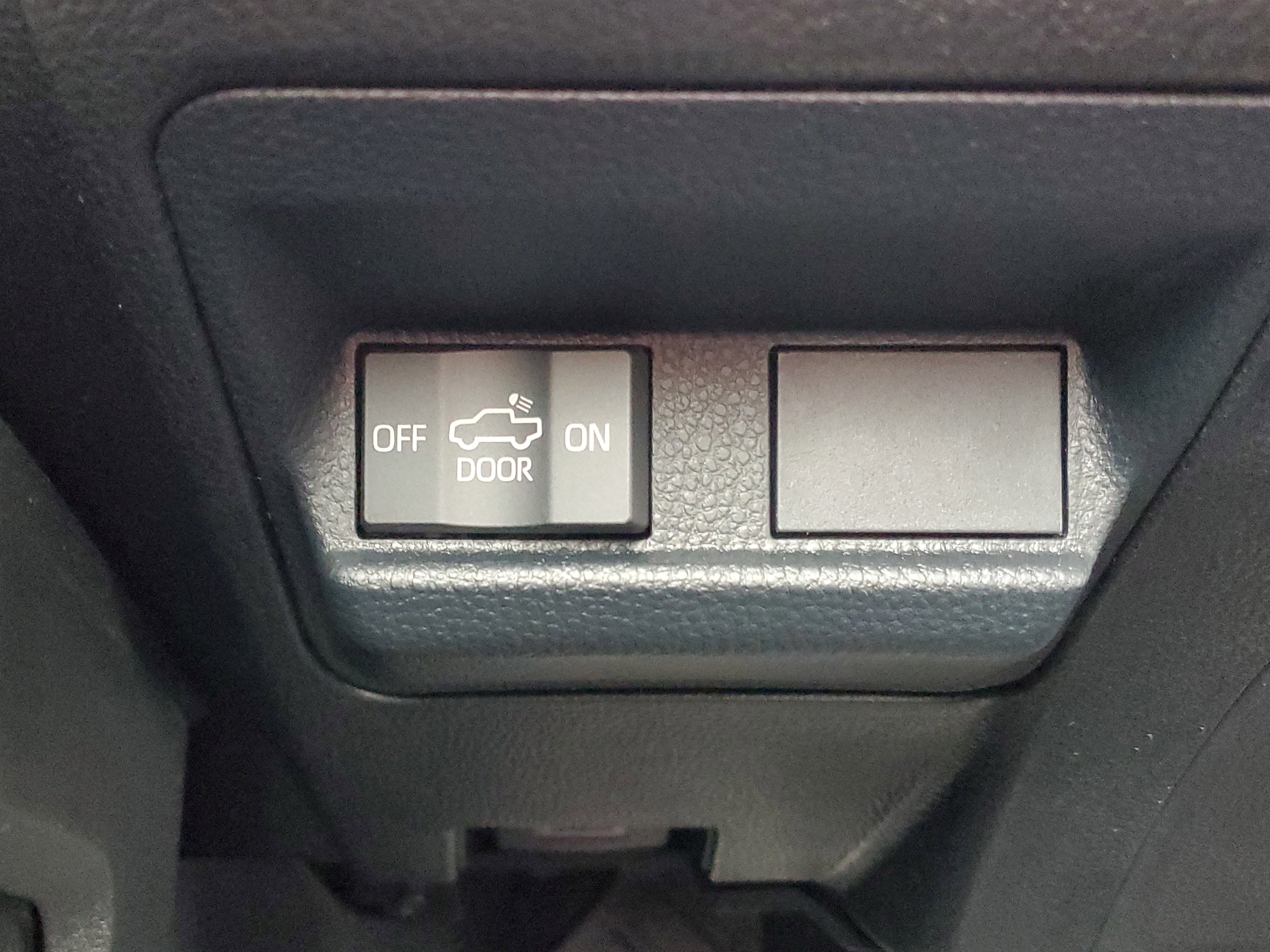 New 2025 Toyota Tacoma SR5 image 32