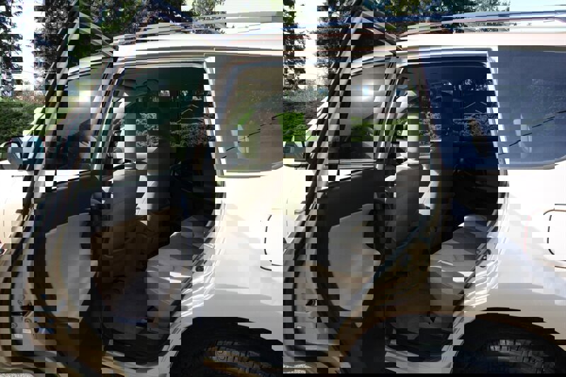 Used 2011 Toyota RAV4 2WD w/ Base L4 Extra Value Pkg image 14