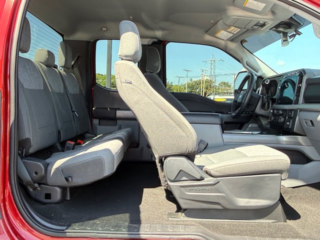 Used 2024 Ford F350 XLT w/ XLT Premium Package AWD/4WD image 34