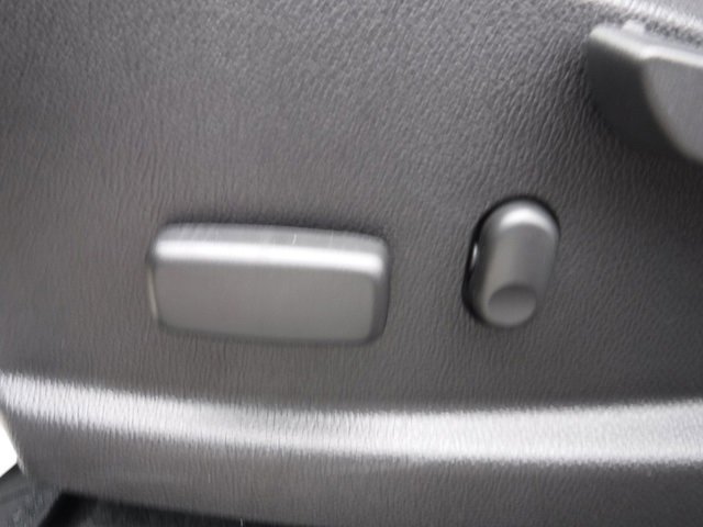 Used 2021 Chevrolet Colorado ZR2 w/ Colorado ZR2 Bison Edition image 27