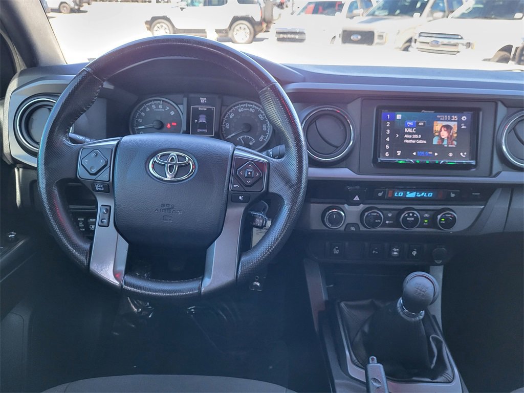 Used 2017 Toyota Tacoma TRD Sport w/ Premium & Technology Package image 18