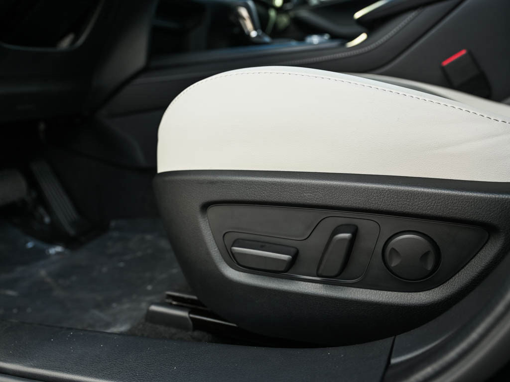 New 2026 MAZDA CX-30 2.5 Turbo w/ Premium Package image 17