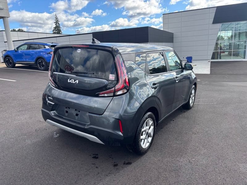 Used 2024 Kia Soul LX w/ Option Group 015 FWD image 8