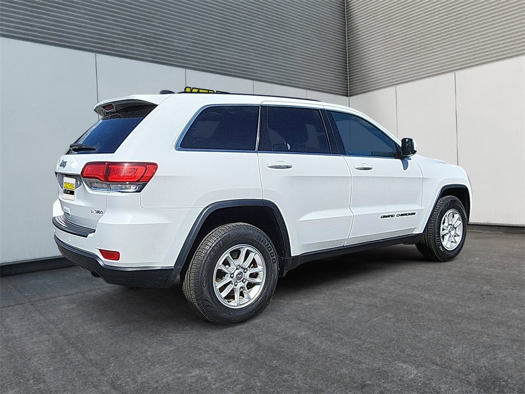Used 2020 Jeep Grand Cherokee Laredo image 5