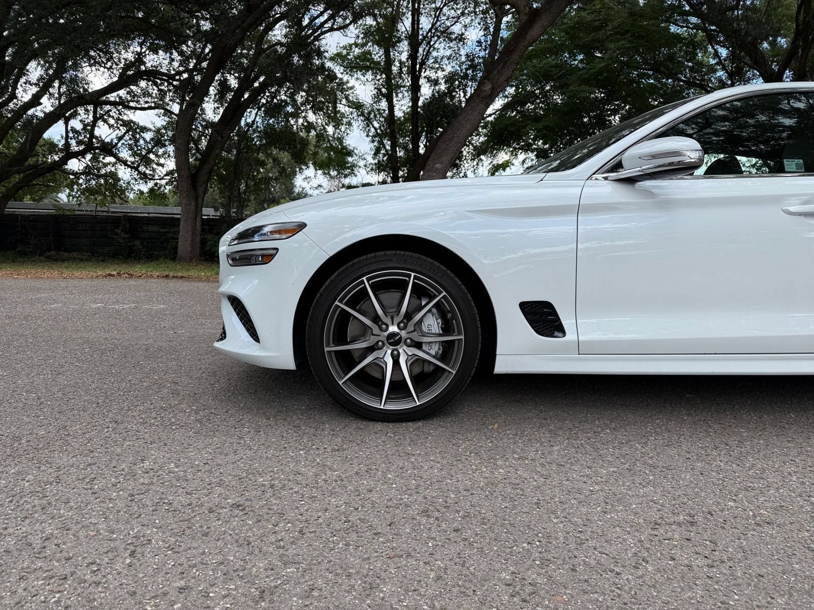 Used 2025 Genesis G70 2.5T AWD/4WD image 30