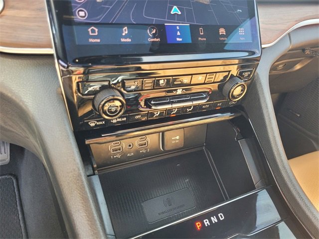 Used 2023 Jeep Grand Cherokee L Summit w/ Advanced Protech Group IV image 25