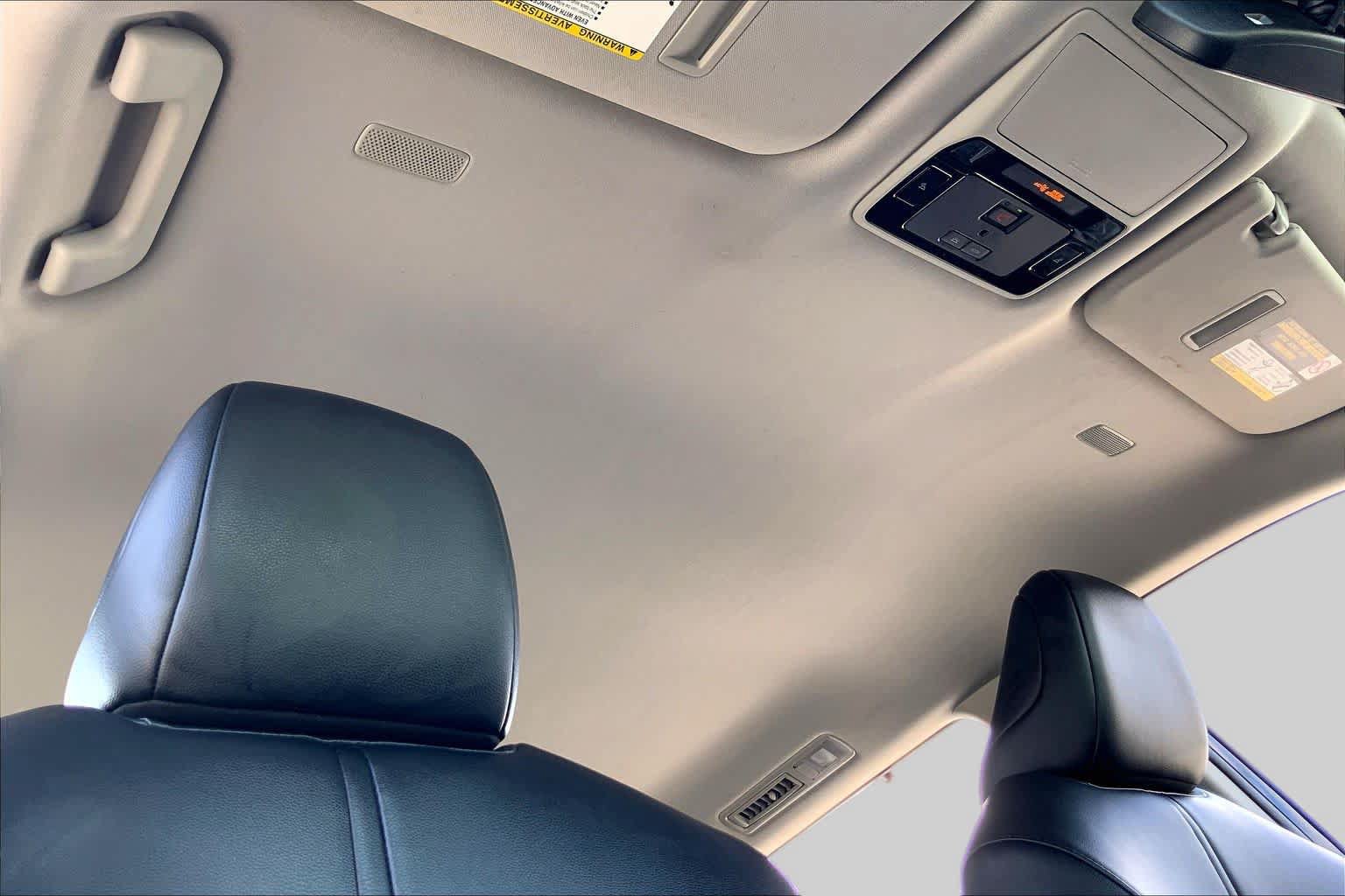 Used 2025 Toyota Grand Highlander AWD image 14