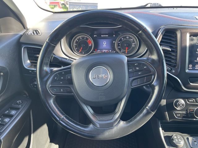 Used 2020 Jeep Cherokee Trailhawk w/ Comfort & Convenience Group AWD/4WD image 21