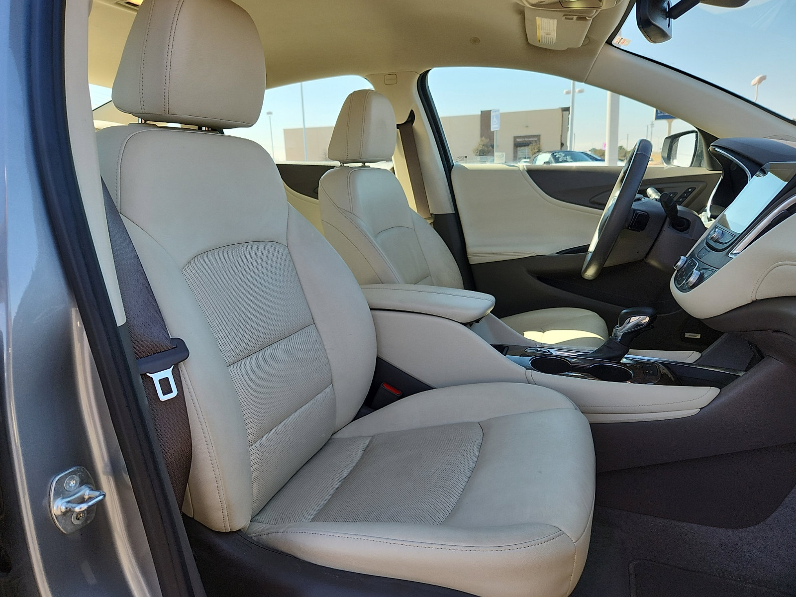 Used 2024 Chevrolet Malibu LT FWD image 15