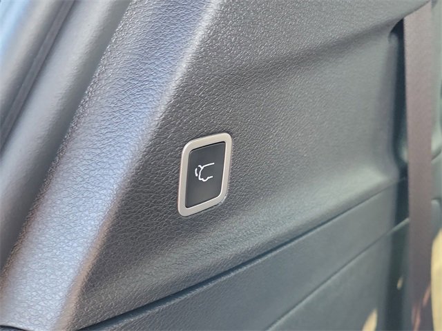 New 2026 Chrysler Pacifica Select image 28