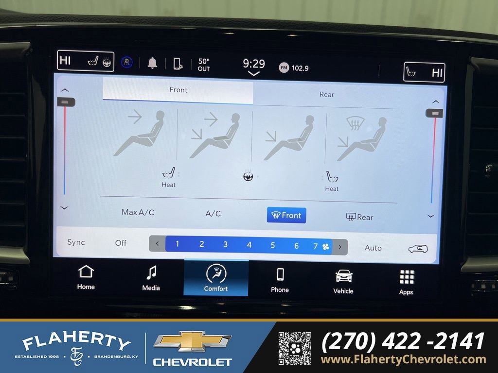 Used 2024 Chrysler Pacifica Touring-L FWD image 25