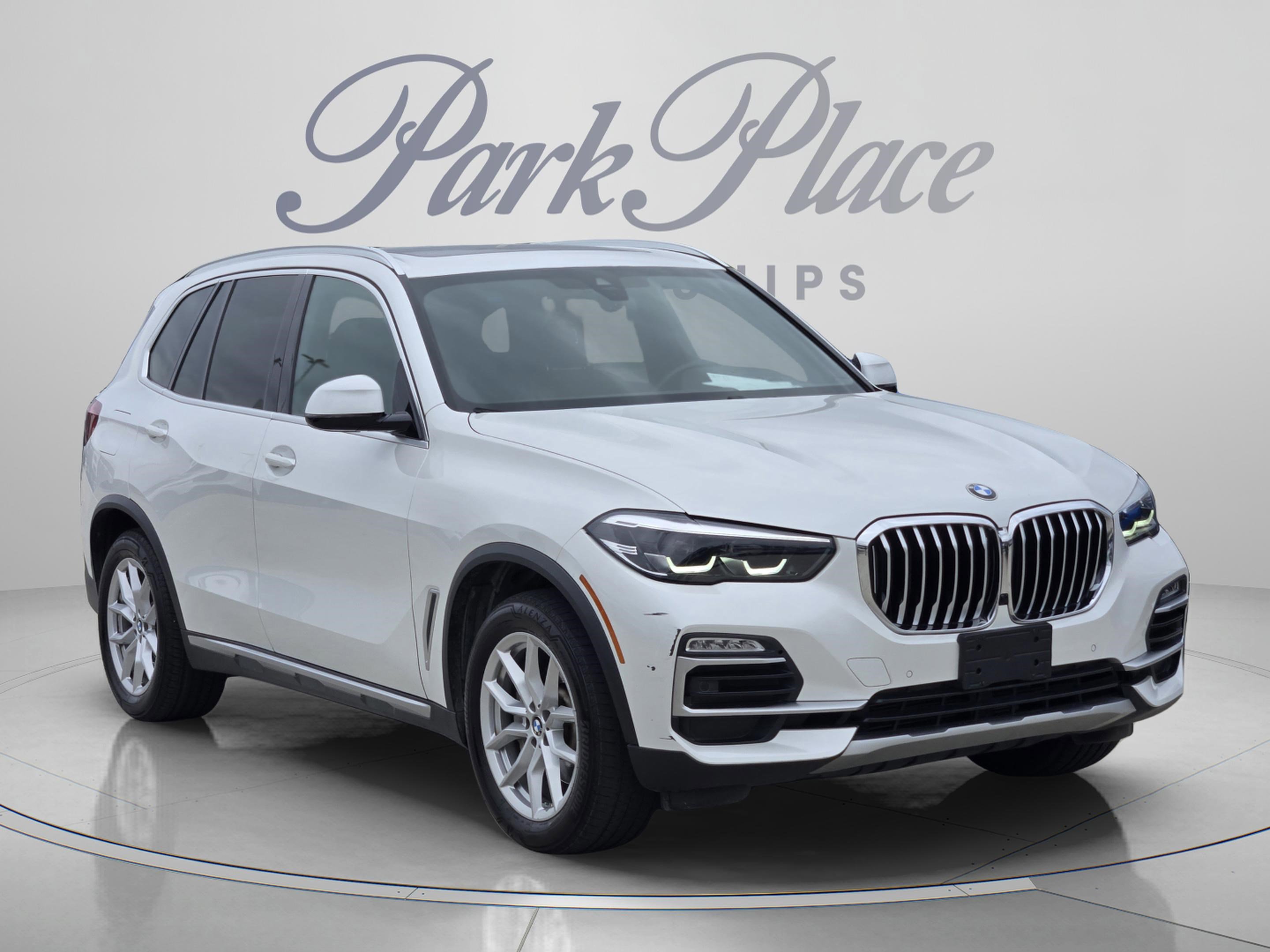 Used 2021 BMW X5 xDrive40i w/ Convenience Package AWD/4WD image 4