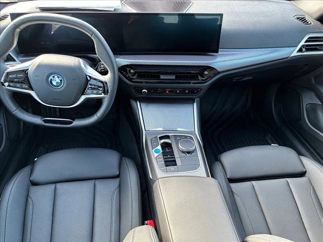 Certified 2025 BMW i4 eDrive40 image 18