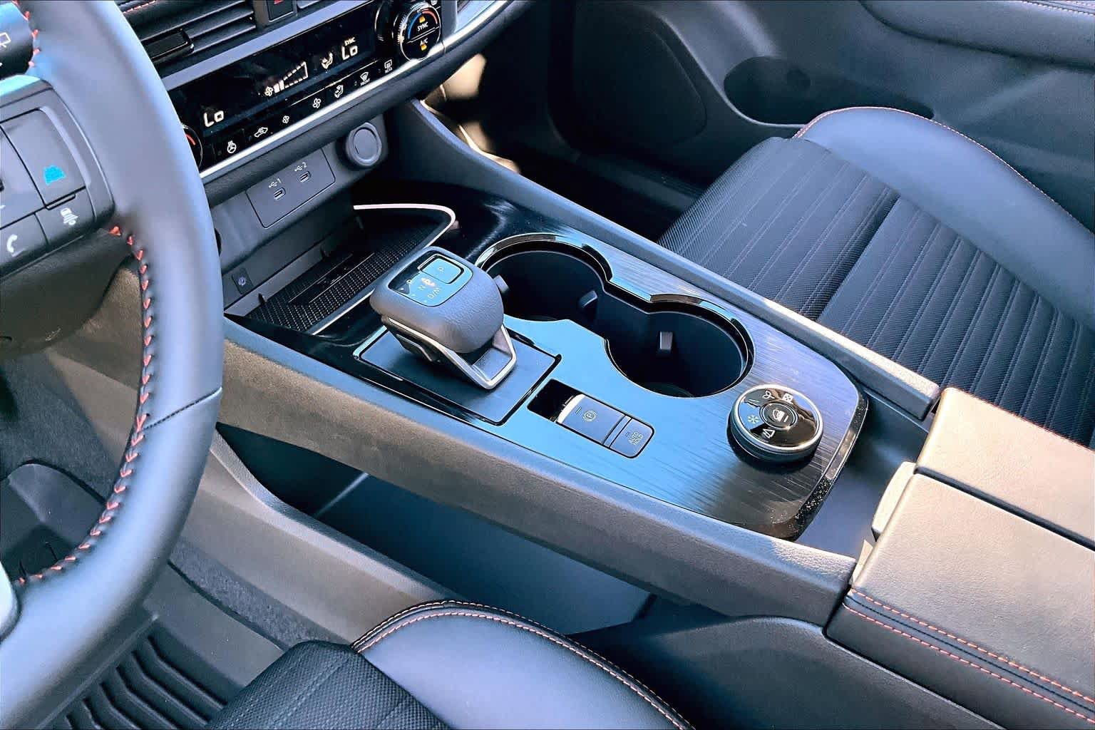 New 2026 Nissan Rogue SV AWD/4WD image 7
