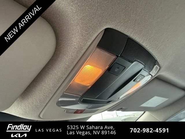 Certified 2025 Kia Niro EX FWD image 12