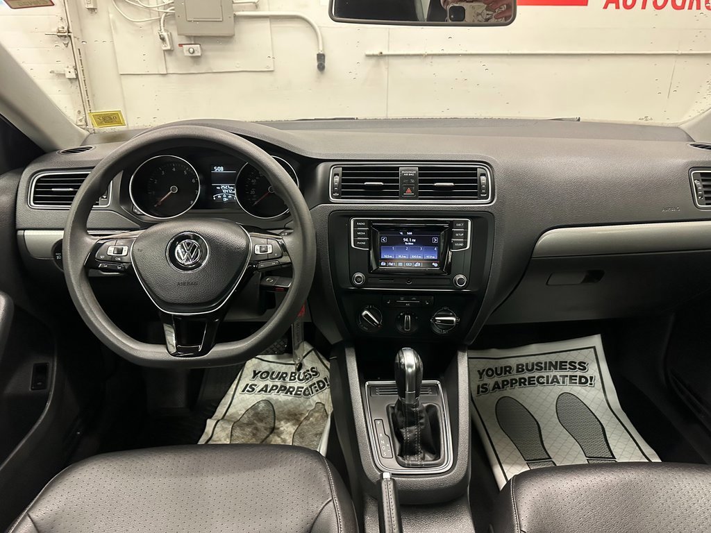 Used 2018 Volkswagen Jetta Wolfsburg Edition image 23