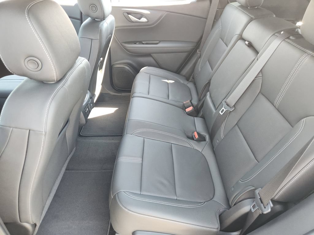New 2026 Chevrolet Blazer LT w/ Sound & Technology Package FWD image 20