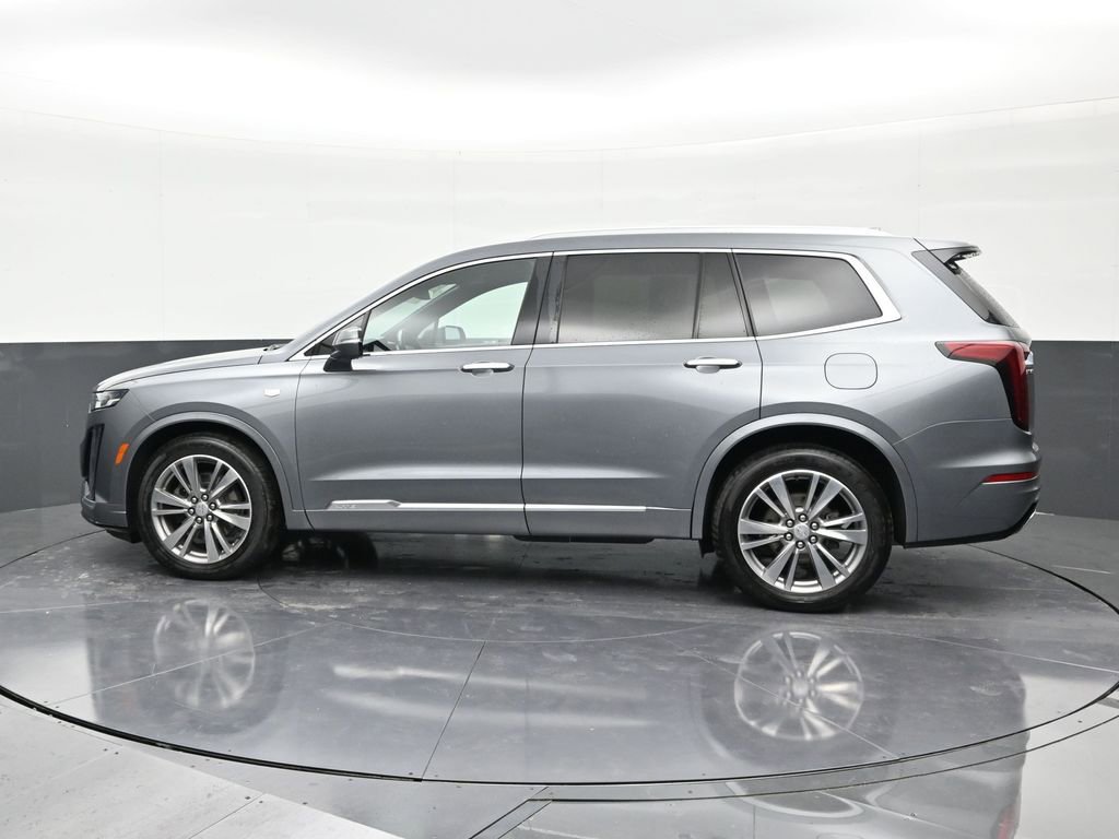 Certified 2022 Cadillac XT6 Premium Luxury image 2