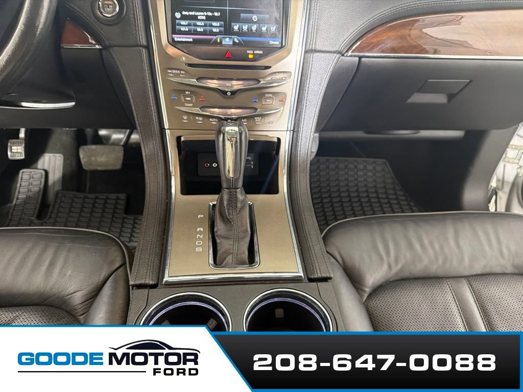 Used 2013 Lincoln MKX AWD image 17