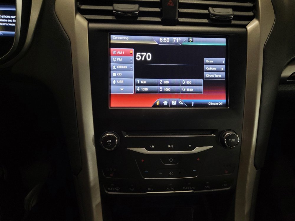 Used 2013 Ford Fusion Energi SE FWD image 25