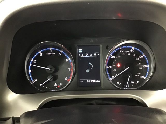 Used 2016 Toyota RAV4 XLE AWD/4WD image 14