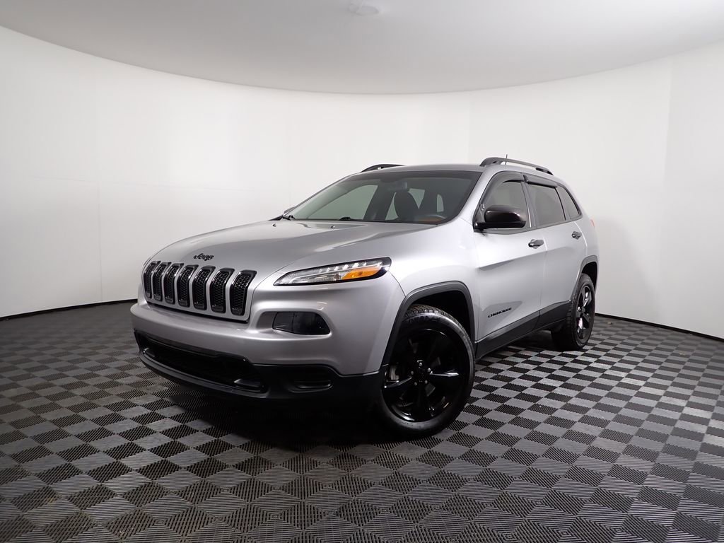 Used 2017 Jeep Cherokee Sport w/ Cold Weather Group image 9