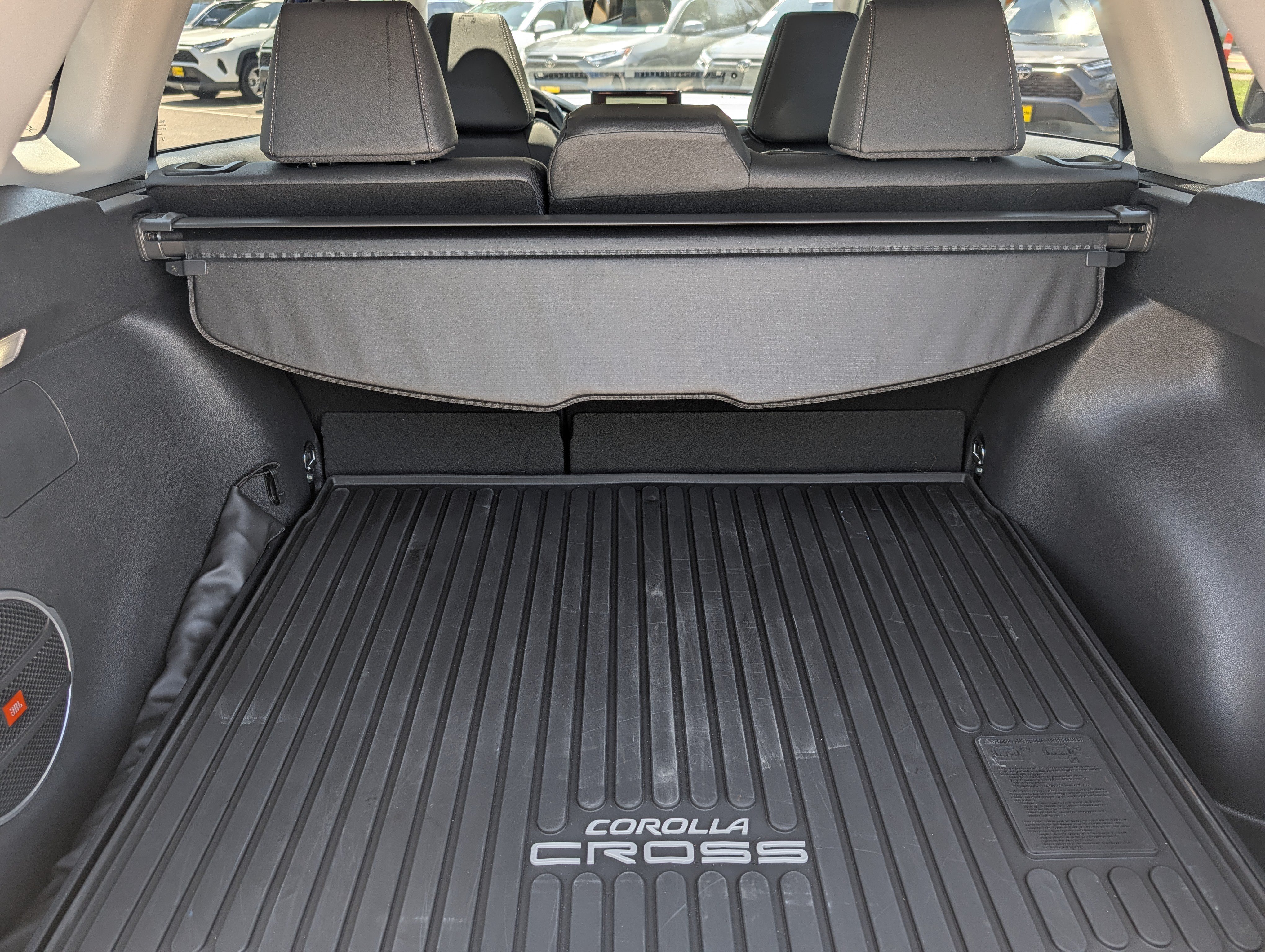 Certified 2025 Toyota Corolla Cross XLE w/ Convenience Package AWD/4WD image 18