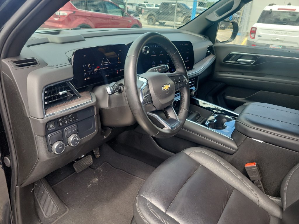 Used 2025 Chevrolet Tahoe LT RWD image 25