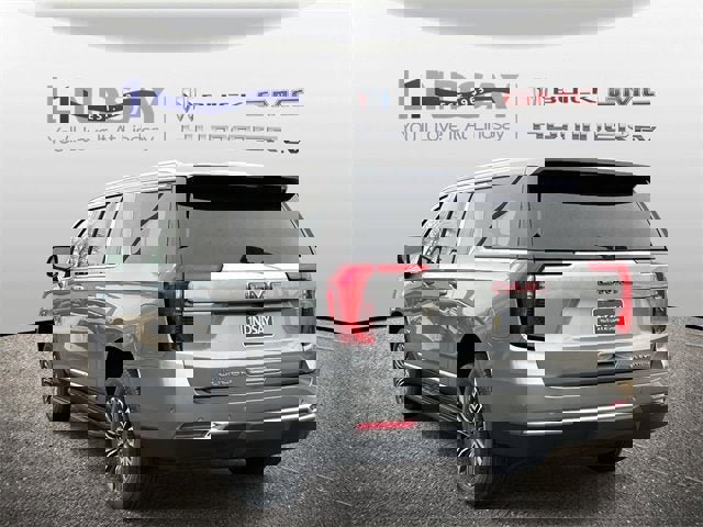 New 2026 GMC Yukon XL Elevation image 4