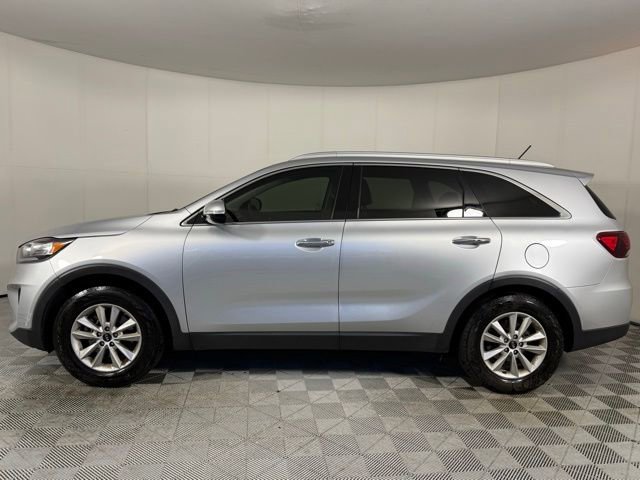 Used 2020 Kia Sorento LX w/ LX I4 Convenience Package image 3
