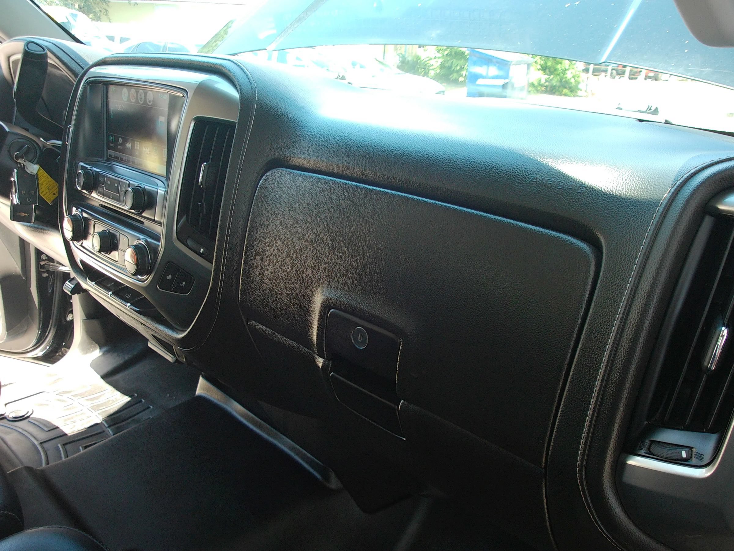 Used 2018 Chevrolet Silverado 1500 LTZ RWD image 40