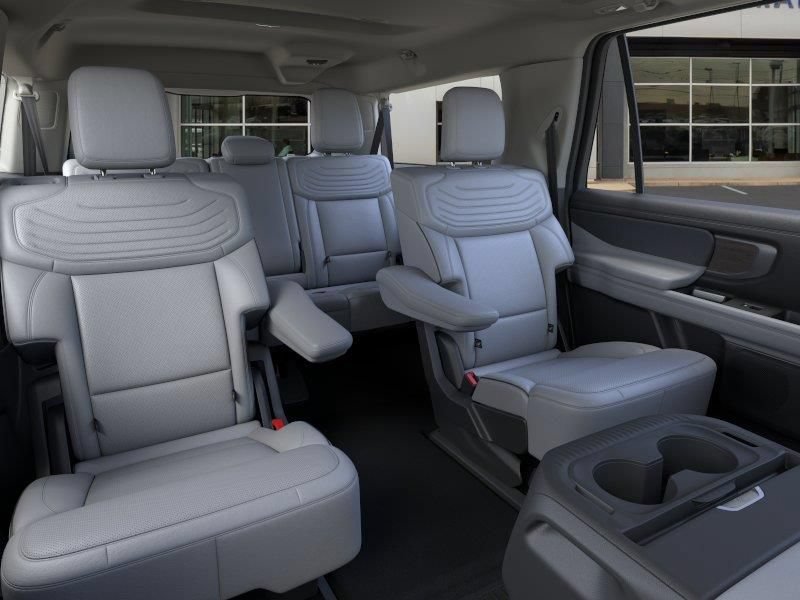 New 2025 Ford Expedition Max Platinum w/ Platinum Ultimate Package AWD/4WD image 15